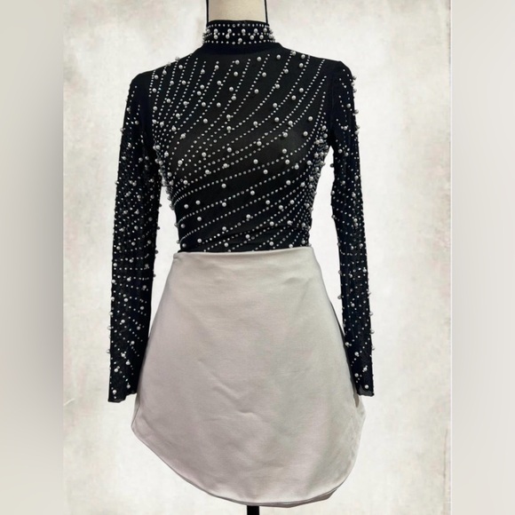 Windsor Tops - Windsor Elegant Black Pearl Bodysuit